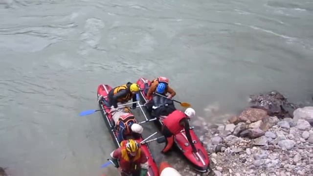 rafting Tara frontière Bosnie Monténégro смотреть онлайн