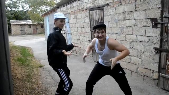 Кривой и Гвоздь.avi смотреть онлайн