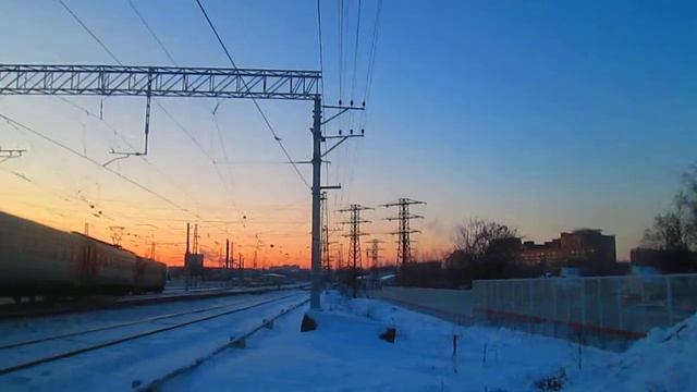 Электропоезд ЭР2Т-7157 станция Нара(Наро-Фомиснк)30.12.2014 смотреть онлайн