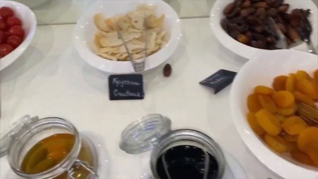 Захар и Ева в Одессе. Купание с дельфинами смотреть онлайн