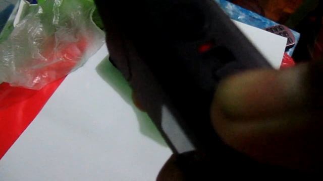 STUN GUN 3.8Million volts смотреть онлайн