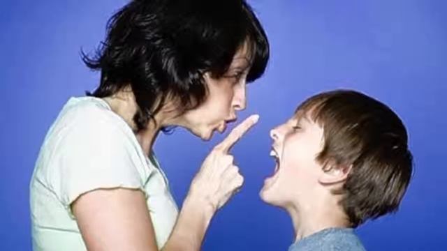 10 ПОСТУПКОВ ОФИГЕВШИХ ДЕТЕЙ! Интересные Факты! смотреть онлайн