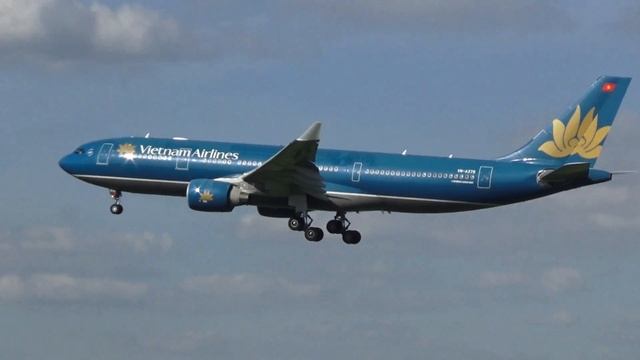Vietnam Airlines Airbus A330-200 [VN-A379] Landing In Domodedovo/UUDD/DME.
