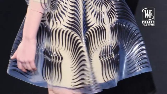 Iris Van Herpen Couture Spring/Summer 2017 смотреть онлайн