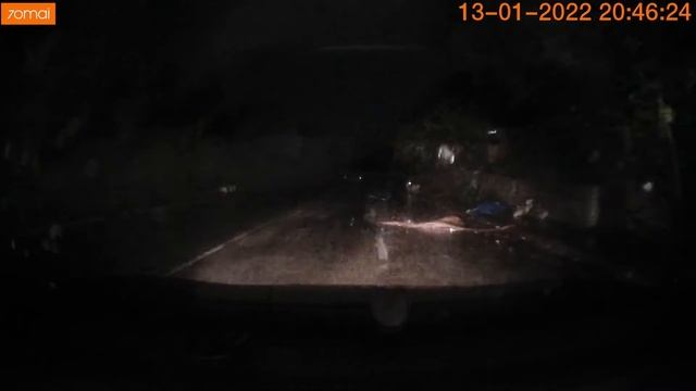 70mai Dash Cam Lite - Test Recording (Night Time - Rainy) смотреть онлайн