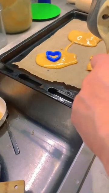 Сахарные соты из игры в кальмара.(Я ПОКРАСИЛА ВОЛОСЫ:) смотреть онлайн