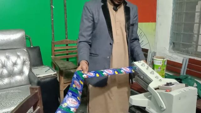 How to pack Anything || Packing any product || Mini Packing Machine | Bussiness Talks Lahore смотреть онлайн