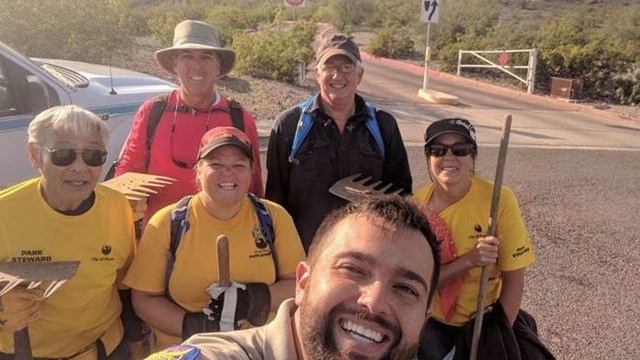 Volunteer of the Year Award - Beth Keune смотреть онлайн