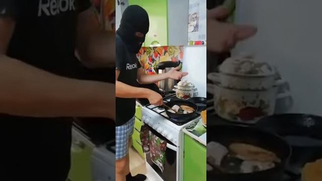 жарим рыбу в сметане