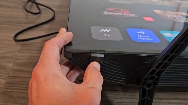 Vizio Smart TV: How to Turn Off/On without Remote смотреть онлайн