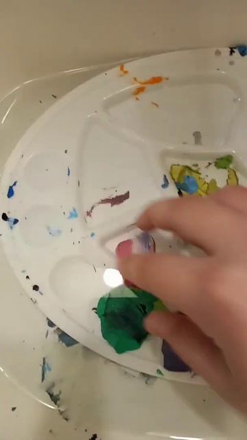put your dirty pallet in water😯 смотреть онлайн