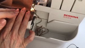 КАК ОБРАБОТАТЬ УГОЛ НА ОВЕРЛОКЕ