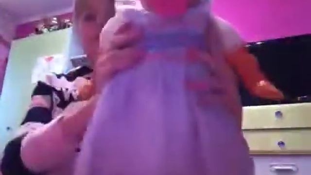 Vlog 74 я переодела девочек смотреть онлайн