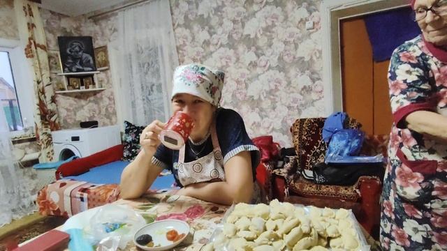 Мы ещё у мамы //... нормально же общались 🤷// наверное опять напишут 😏// смотреть онлайн