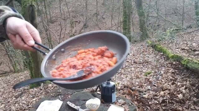 ✔ CAMPCOOKING: Arthurs Bushcraft Pfanne mit Corned Beef, Heinz 5 Beanz und Reis смотреть онлайн