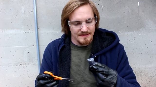 Что будет, если откусить Натрий? [Cody'sLab]