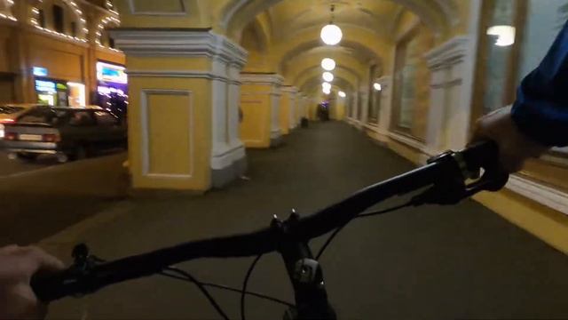 Dumskaya & Lomonosova Barhopping Streets On Friday Night. Saint-Petersburg