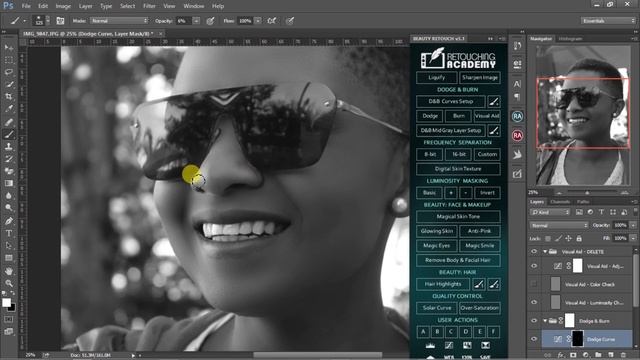 How to Retouch Skin in 15 Minutes or Less || With Retouching Academy Panel Tutorial. смотреть онлайн