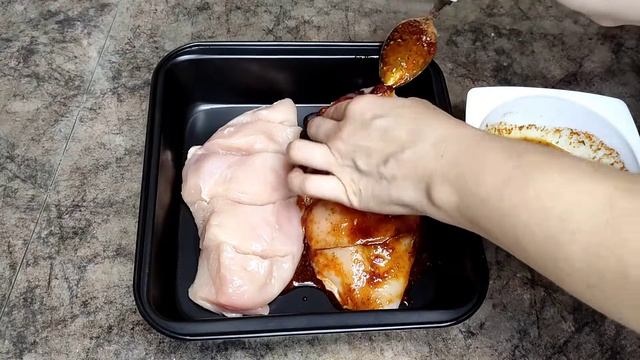 Мягкая и сочная куриная грудка.