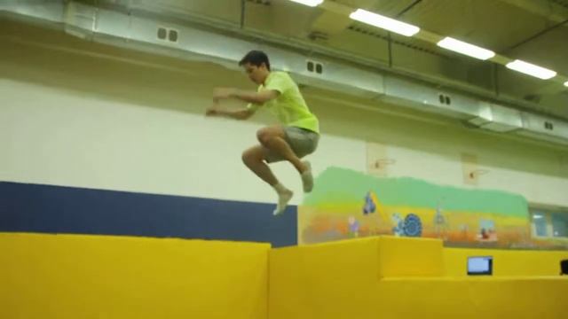 ПОЛТОРА ПЕРЕДНЕГО САЛЬТО+ВИНТ смотреть онлайн