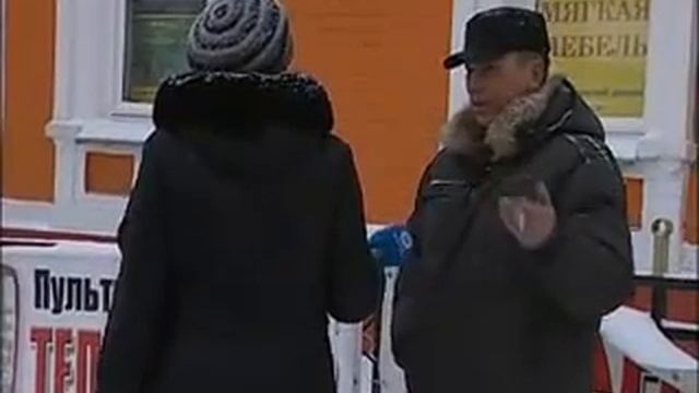 Полицейский сломал руку женщине смотреть онлайн