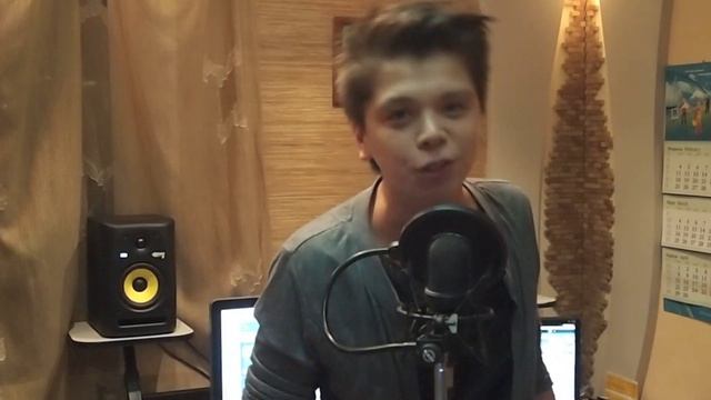 С 8 Марта, прекрасные дамы🌸 Цветите и украшайте собой этот мир! смотреть онлайн