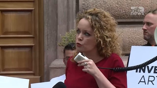 META “dorëzon” KRYEMADHIN në duart e DUMANIT/ ”20 MIJË EURO tërhequr nga MONIKA, ajo ka përgjegjësi смотреть онлайн