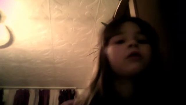 В лесу родилась елочка в лесу она росла зимой и летом стройная зеленая была во смотреть онлайн