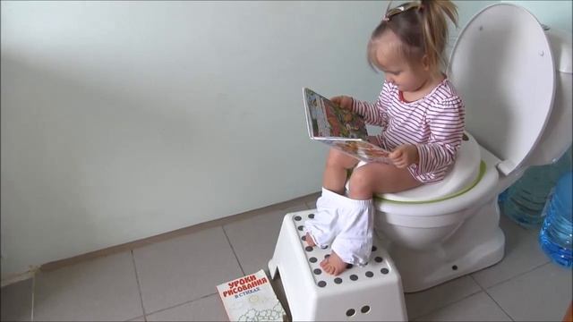 Нам 2 года-) ПОЗНАНИЕ ГЛУБИН МИРОЗДАНИЯ-))) Funny video ... смотреть онлайн