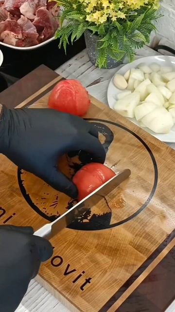 Говядина в горшочках