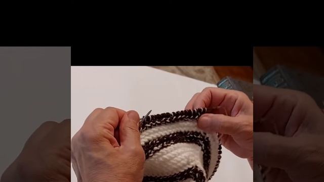 Куртка, вязанная спицами. 2 часть.Уроки вязания. смотреть онлайн