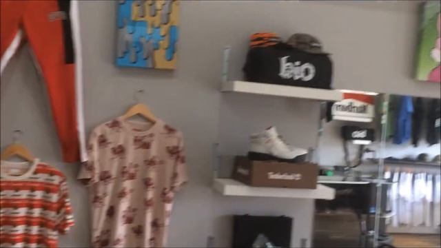 Shire Glass Pittsfield смотреть онлайн