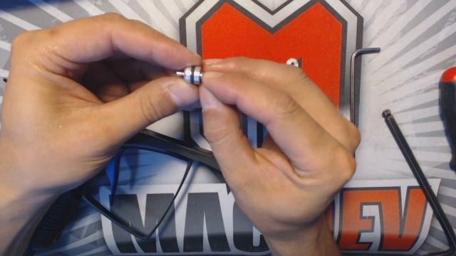 Дрон 2 и Клон 5, он/офф смотреть онлайн