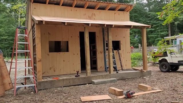 Pallet Build 27: Put in the Bottom Roof Today. Building a Western Town. смотреть онлайн