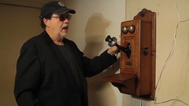North Electric Antique Wood Wall Telephone Restored and Working смотреть онлайн