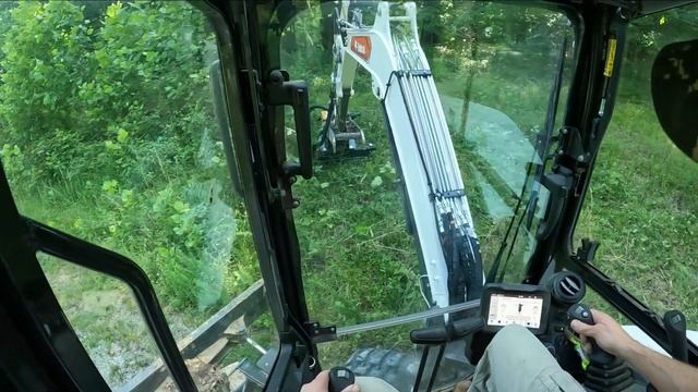 How to Operate a Mini Excavator, Tricks & Attachments смотреть онлайн