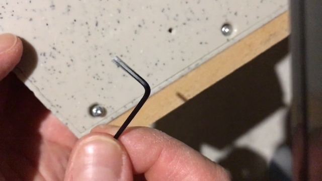 How To Remove A Triangle Screw смотреть онлайн