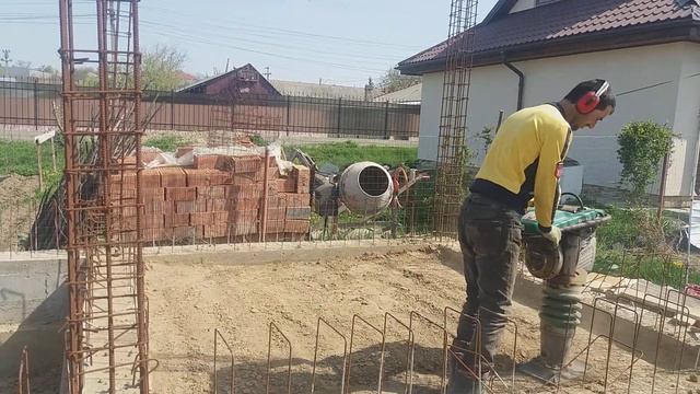 compactare pamant casa 1 смотреть онлайн