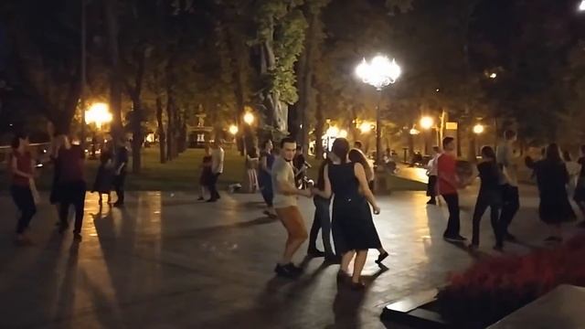 Hey boy hey girl/Kyiv version смотреть онлайн