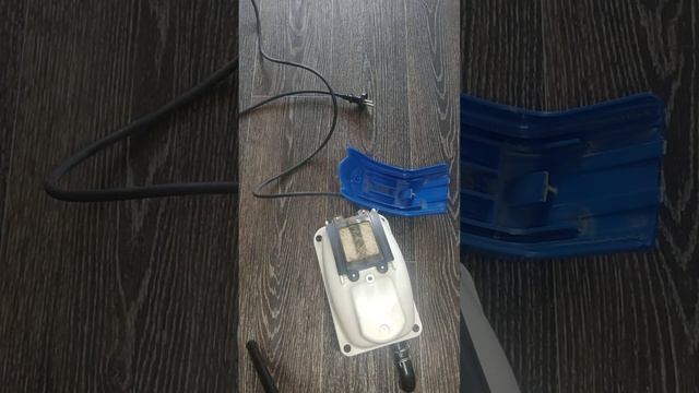 Септик. Компрессор HIBLOW XP-80. Три года работы и первое обслуживание фильтра.