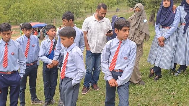 Field Trip /outing with the students of Tribal Smart School Ladah (1) смотреть онлайн