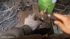 Потекло масло у первичного вала. Замена сальника корпуса подшипника первичного вала. Кппгазельбизне