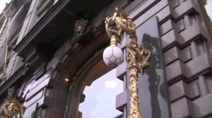 Поздравление прекрасным созданиям! Гельмут Вайссвальд.