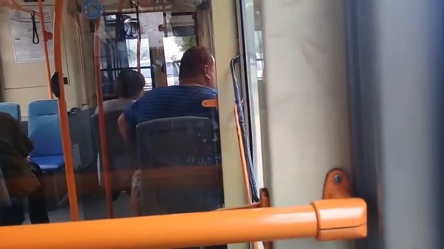 Поездка на троллейбусе БКМ 321 (145). Сняли рекламу смотреть онлайн
