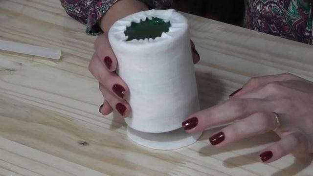 Cachorrinho Feito De Lã E Lata