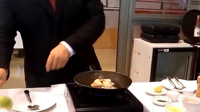 Ostiones al Pernod смотреть онлайн