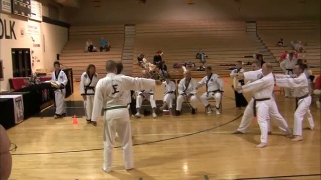 TRMA 2009 Pil Sung Tournament Andrew Hesse Board Break