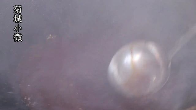 河南农村记乡愁，300人同吃一锅肉场面浩大，每年免费吃一天感动 смотреть онлайн