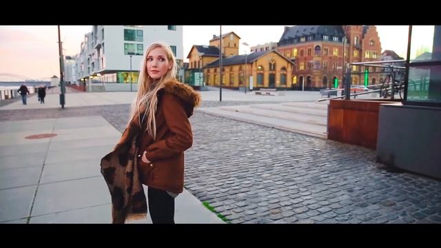 Der neue smaart Mini Selfie Stick - jetzt mit integriertem Selfie LED Licht смотреть онлайн
