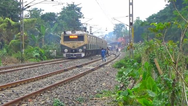Local Emu Man Loco Pilot Estrn Railway смотреть онлайн